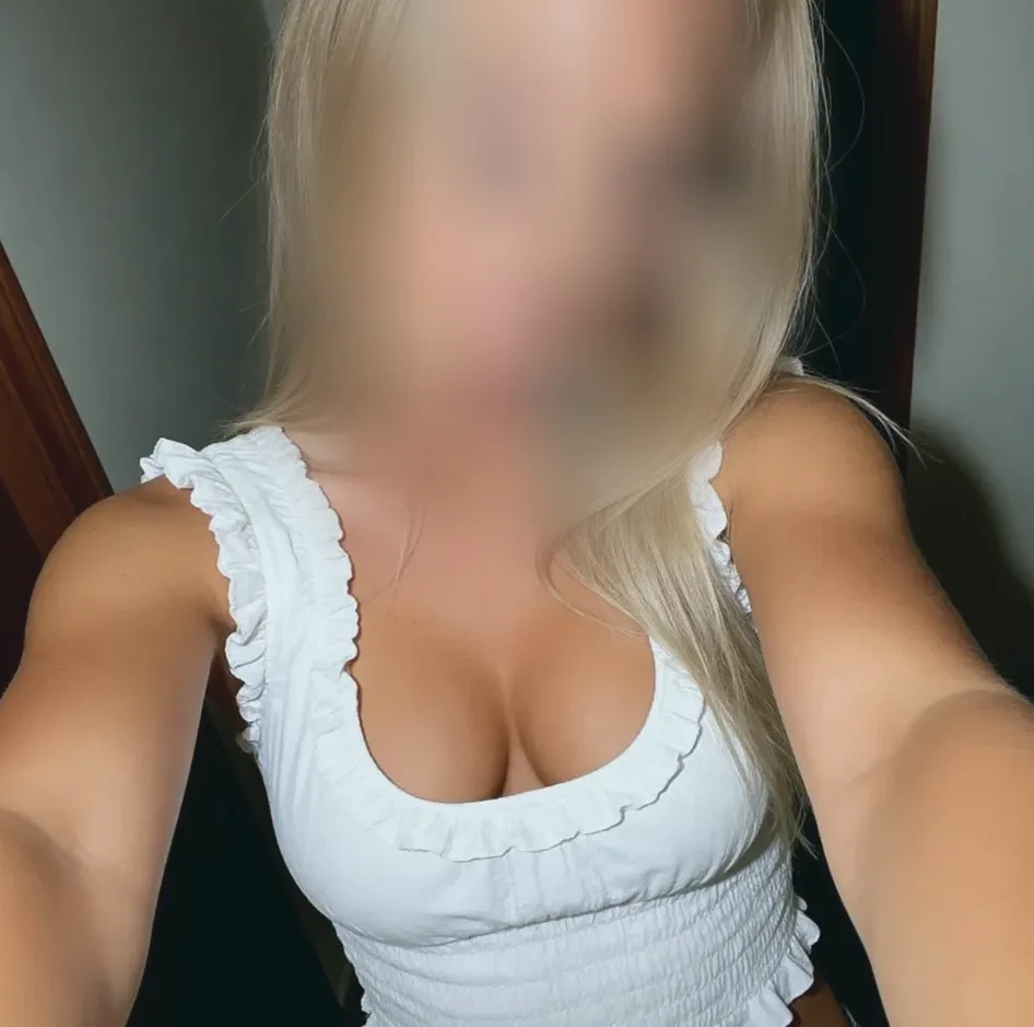 Bernadette, 31